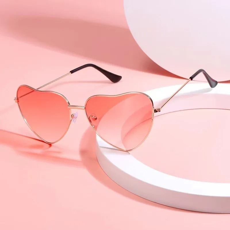 ファッションハート型メタルサングラスヴィンテージトレンディス - Vintage Fashion Images のレビューと価格