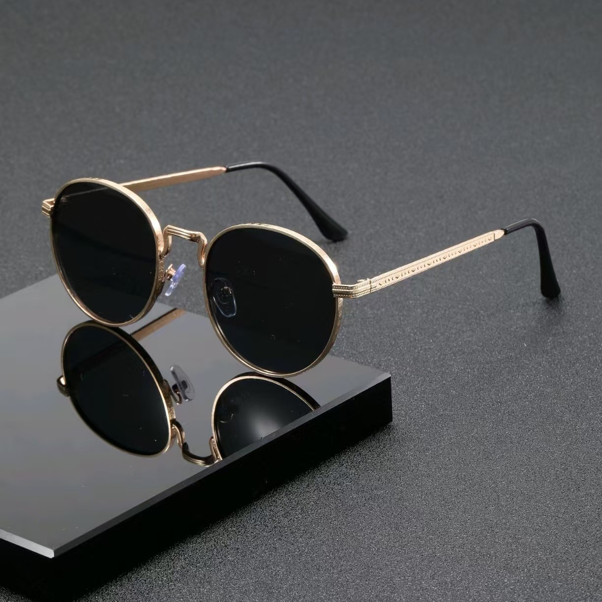 ファッションクラシックラウンドサングラス メンズ レディース - Vintage Fashion Images のレビューと価格